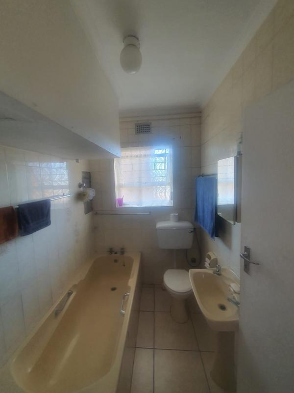 2 Bedroom Property for Sale in Bellville Western Cape